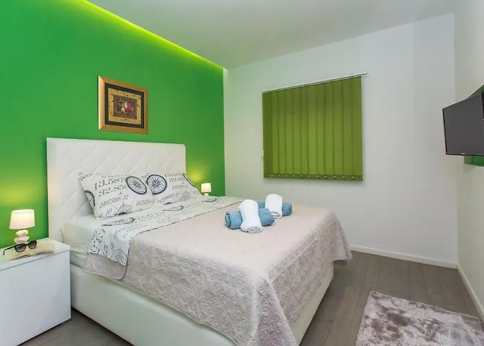 Apartments Makarska Beach