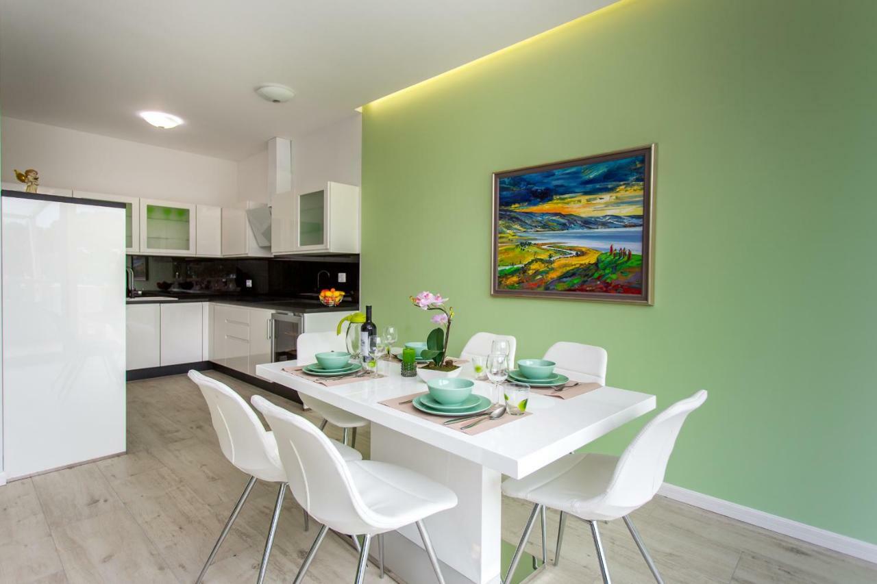 Appartement Apartments Makarska Beach